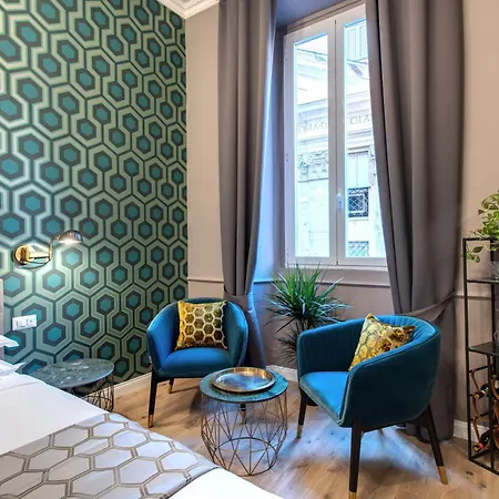 Tree Charme Parliament Boutique מלון