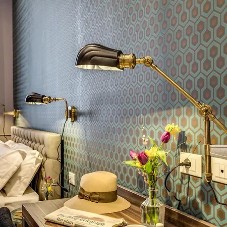 Отель Tree Charme Parliament Boutique