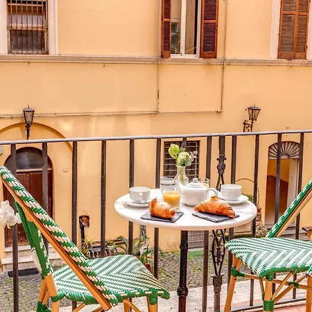 Tree Charme Parliament Boutique