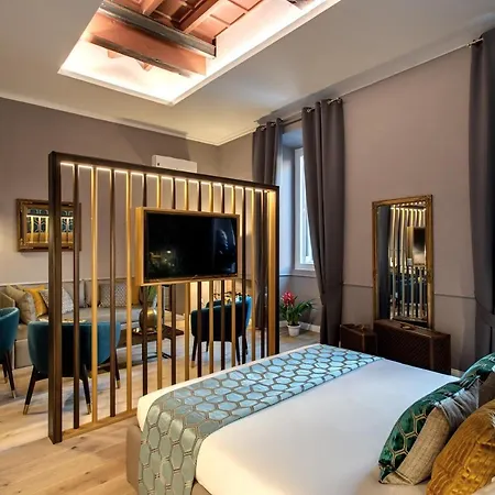 Отель Tree Charme Parliament Boutique 3*