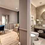 Hotel Tree Charme Parliament Boutique Rzym