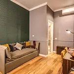 Hotel Tree Charme Parliament Boutique 3*