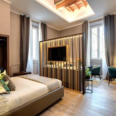 Tree Charme Parliament Boutique Roma