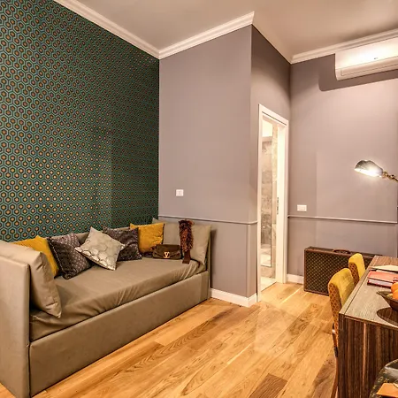 Hotel Tree Charme Parliament Boutique 3*