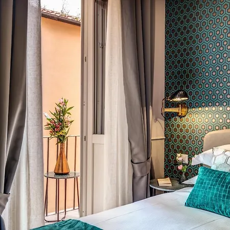 Tree Charme Parliament Boutique מלון רומא