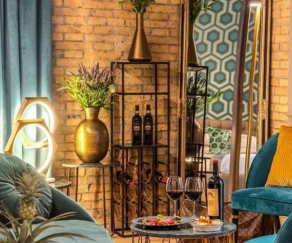 Tree Charme Parliament Boutique 로마