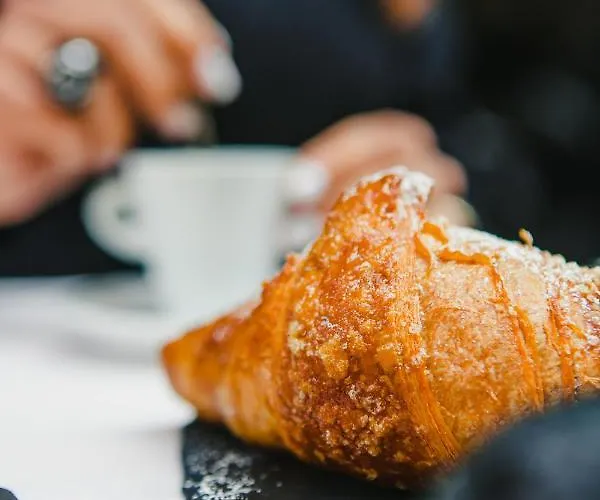 Tree Charme Parliament Boutique 로마