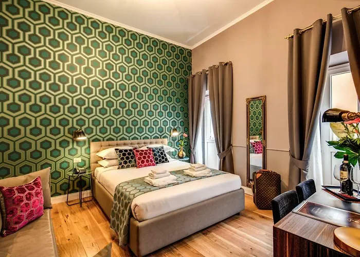 Tree Charme Parliament Boutique