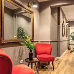 호텔 Tree Charme Parliament Boutique