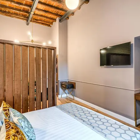 Tree Charme Parliament Boutique 3* Rom